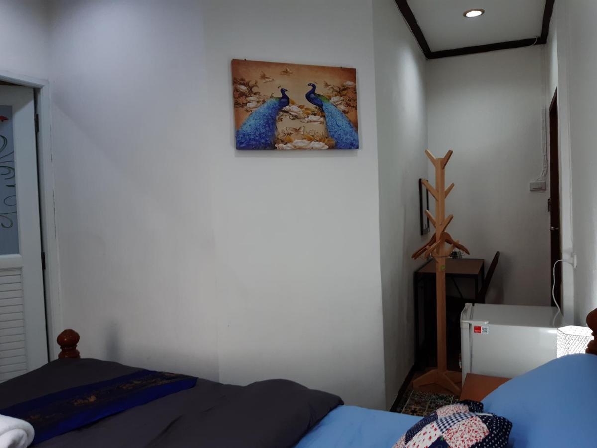 방콕 A & P House 아파트 외부 사진